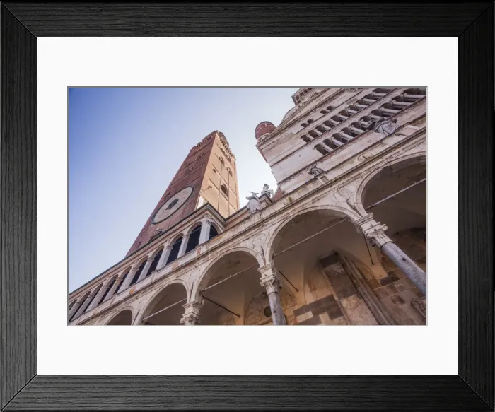 Framed Print : The Duomo di Cremona (Cremona Cathedral), Cremona, Lombardy, Italy, Europe Framed Print : The Duomo di Cremona (Cremona Cathedral), Cremona, Lombardy, Italy, Europe