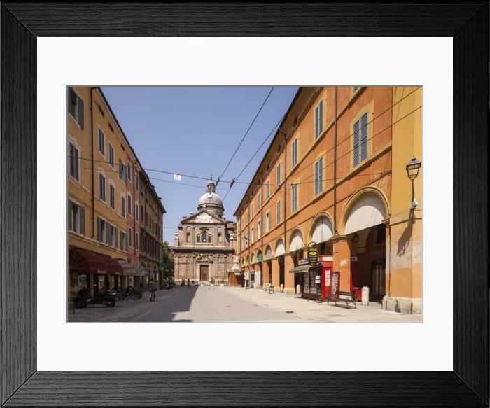 Framed Print : Corso Duomo and Chiesa della Madonna del Voto, Modena, Emilia-Romagna, Italy, Europe Framed Print : Corso Duomo and Chiesa della Madonna del Voto, Modena, Emilia-Romagna, Italy, Europe