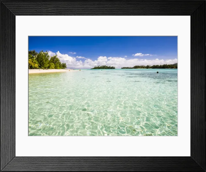 Framed Print : Muri Beach and Motu Taakoka Island in Muri Lagoon, Rarotonga, Cook Islands, South Pacific Framed Print : Muri Beach and Motu Taakoka Island in Muri Lagoon, Rarotonga, Cook Islands, South Pacific