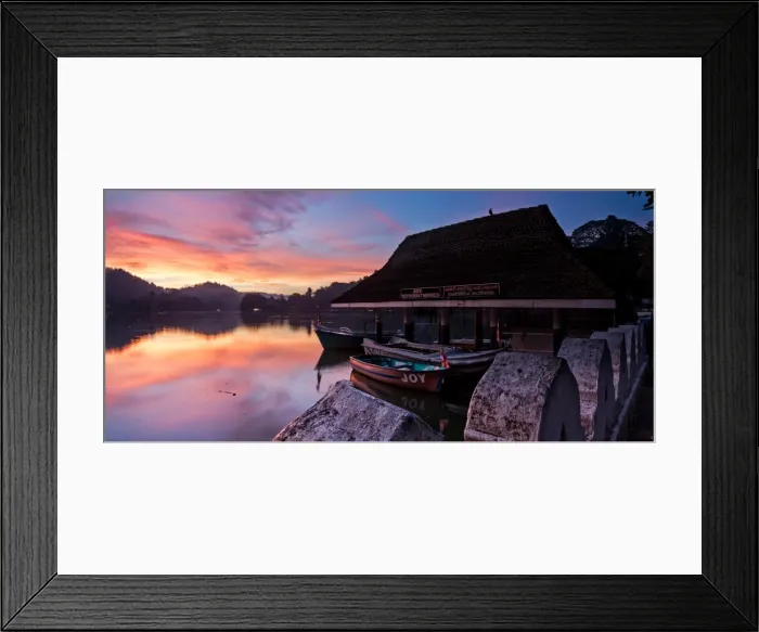 Framed Print : Kandy Lake, Kandy, Sri Lanka, Asia Framed Print : Kandy Lake, Kandy, Sri Lanka, Asia