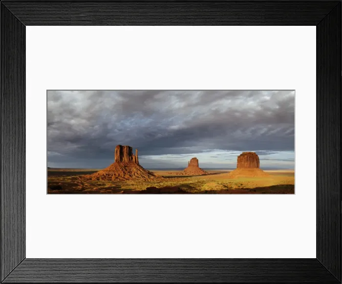 Framed Print : The Mittens and Merrick Butte, Monument Valley Navajo Tribal Park, Utah, United States of America Framed Print : The Mittens and Merrick Butte, Monument Valley Navajo Tribal Park, Utah, United States of America