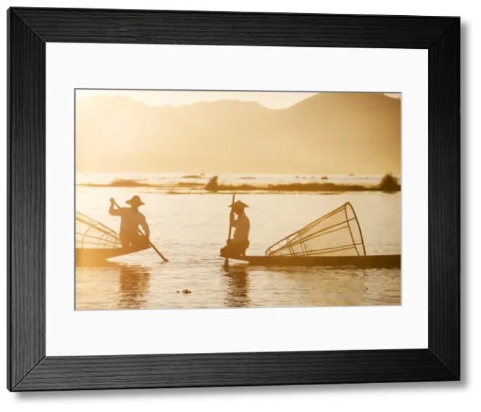 Framed Print : Traditional fisherman on Inle lake, Shan State, Myanmar (Burma), Asia Framed Print : Traditional fisherman on Inle lake, Shan State, Myanmar (Burma), Asia