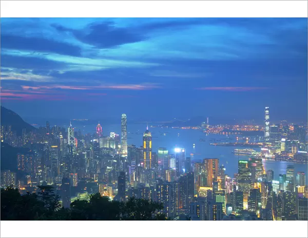 View of Hong Kong from Jardines Lookout at sunset, Hong Kong, China, Asia
