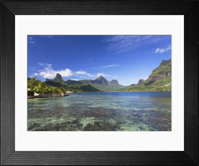 Framed Print : Cooks Bay, Moorea, Society Islands, French Polynesia, South Pacific, Pacific Framed Print : Cooks Bay, Moorea, Society Islands, French Polynesia, South Pacific, Pacific