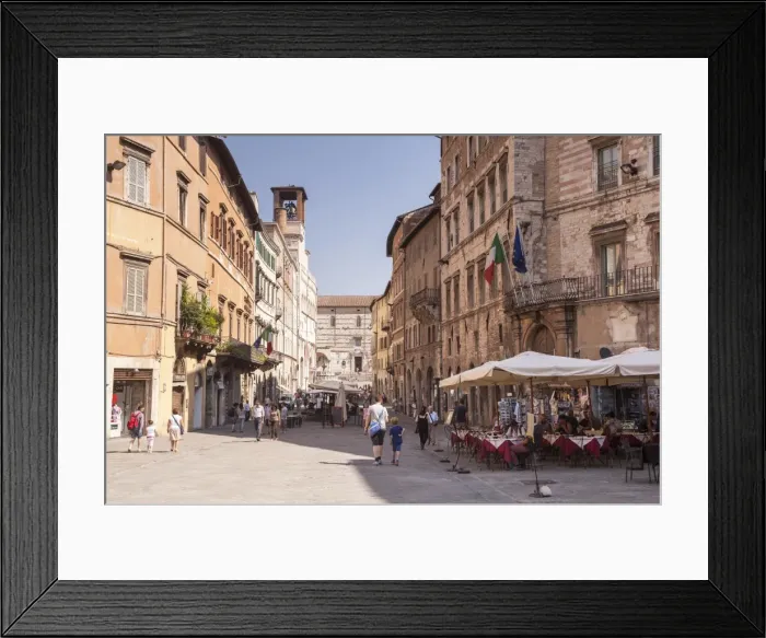 Framed Print : Corso Pietro Vannucci in Perugia, Umbria, Italy, Europe Framed Print : Corso Pietro Vannucci in Perugia, Umbria, Italy, Europe