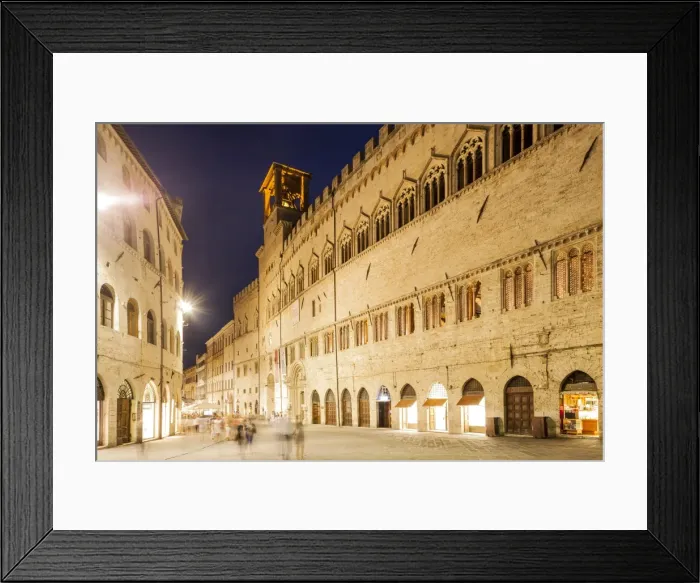 Framed Print : Palazzo dei Priori in Perugia, Umbria, Italy, Europe Framed Print : Palazzo dei Priori in Perugia, Umbria, Italy, Europe