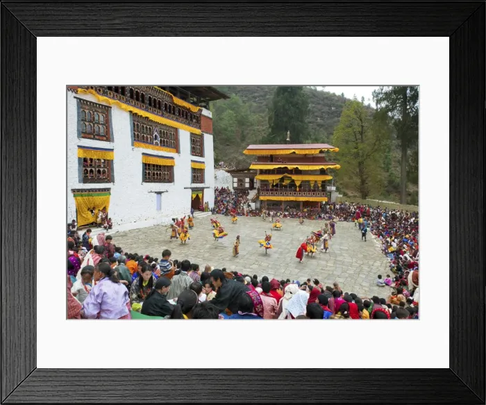 Framed Print : Crowds watching the dancers at the Paro festival, Paro, Bhutan, Asia Framed Print : Crowds watching the dancers at the Paro festival, Paro, Bhutan, Asia