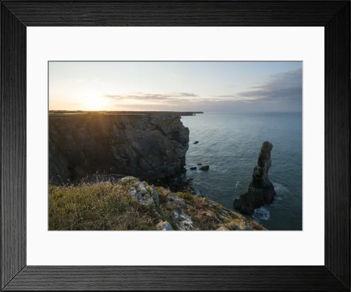 Framed Print : Elegug Stacks, Pembrokeshire Coast National Park, Wales, United Kingdom, Europe Framed Print : Elegug Stacks, Pembrokeshire Coast National Park, Wales, United Kingdom, Europe