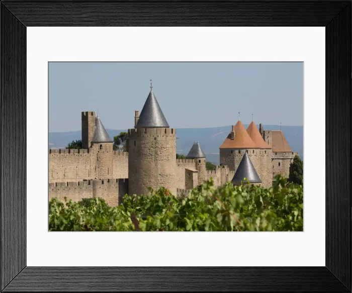 Framed Print : The medieval walled town of Carcassonne, UNESCO World Heritage Site, Languedoc-Roussillon Framed Print : The medieval walled town of Carcassonne, UNESCO World Heritage Site, Languedoc-Roussillon
