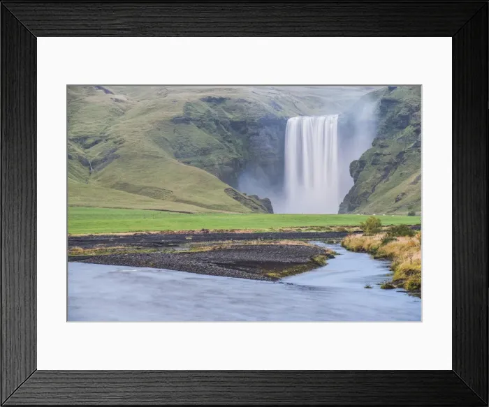 Framed Print : Skogafoss Waterfall, Skogar, South Region (Sudurland), Iceland, Polar Regions Framed Print : Skogafoss Waterfall, Skogar, South Region (Sudurland), Iceland, Polar Regions