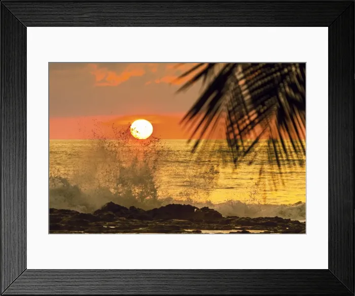 Framed Print : Sun going down behind surf spray at this resort near Mal Pais, southern Nicoya Peninsula Framed Print : Sun going down behind surf spray at this resort near Mal Pais, southern Nicoya Peninsula