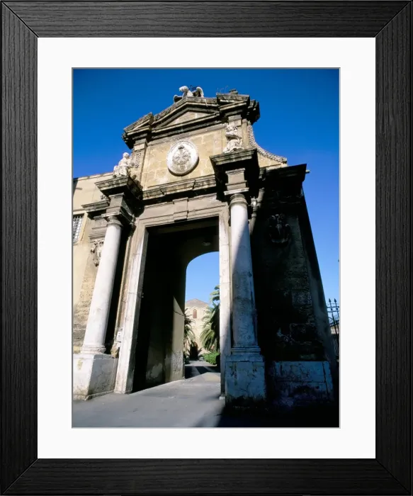 Framed Print : La Kalsa, Palermo Framed Print : La Kalsa, Palermo
