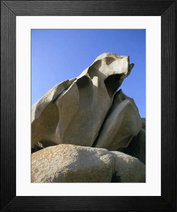 Framed Print : The Eagle, the Moon Valley Framed Print : The Eagle, the Moon Valley