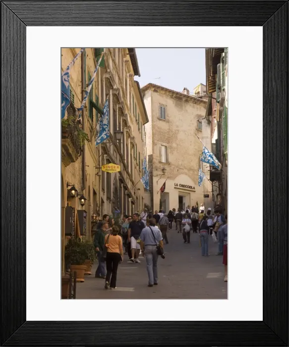 Framed Print : Via di Gracciano nel Corso Framed Print : Via di Gracciano nel Corso