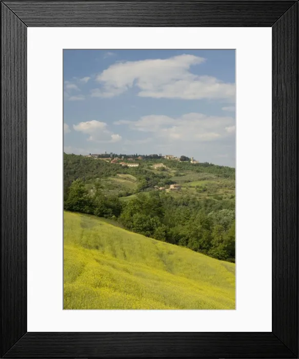 Framed Print : Countryside near Montepulciano Framed Print : Countryside near Montepulciano