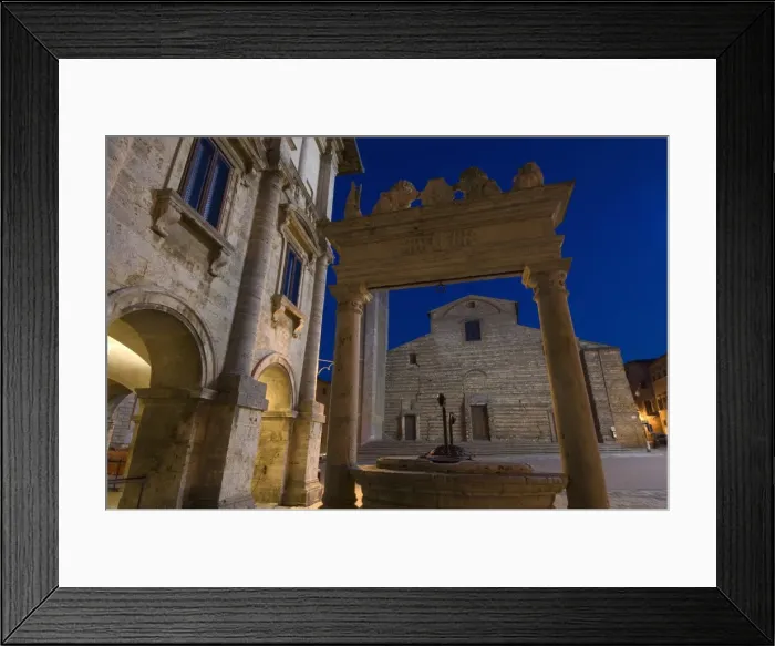 Framed Print : Palazzo Tarugi and Cathedral Framed Print : Palazzo Tarugi and Cathedral