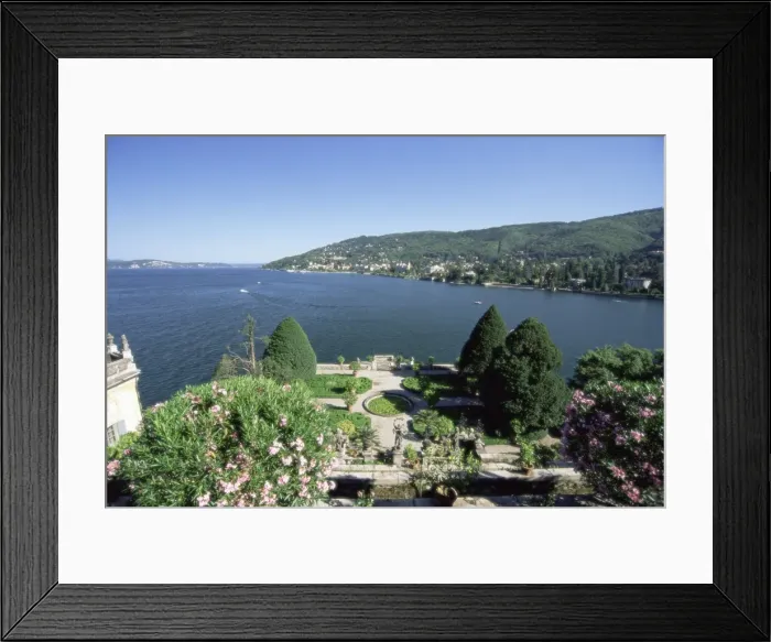 Framed Print : Isola Bella Framed Print : Isola Bella