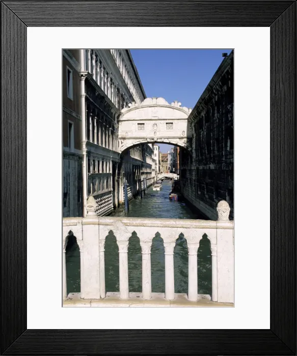 Framed Print : Bridge of Sighs crossing Rio del Palazzo Framed Print : Bridge of Sighs crossing Rio del Palazzo