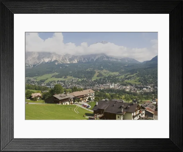 Framed Print : Cortina D Ampezzo Framed Print : Cortina D Ampezzo