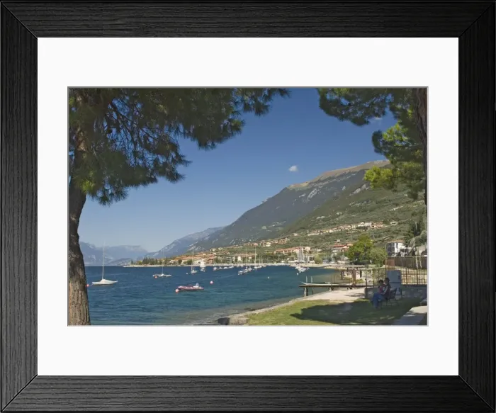 Framed Print : A view along the shore Framed Print : A view along the shore