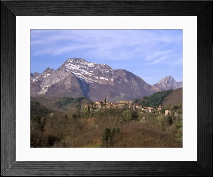 Framed Print : Village of Niciano Framed Print : Village of Niciano