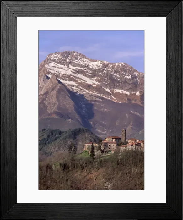 Framed Print : Niciano, near Piazza al Serchio Framed Print : Niciano, near Piazza al Serchio