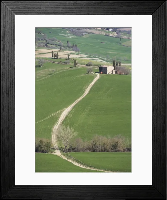 Framed Print : Farm in Val D Orcia Framed Print : Farm in Val D Orcia