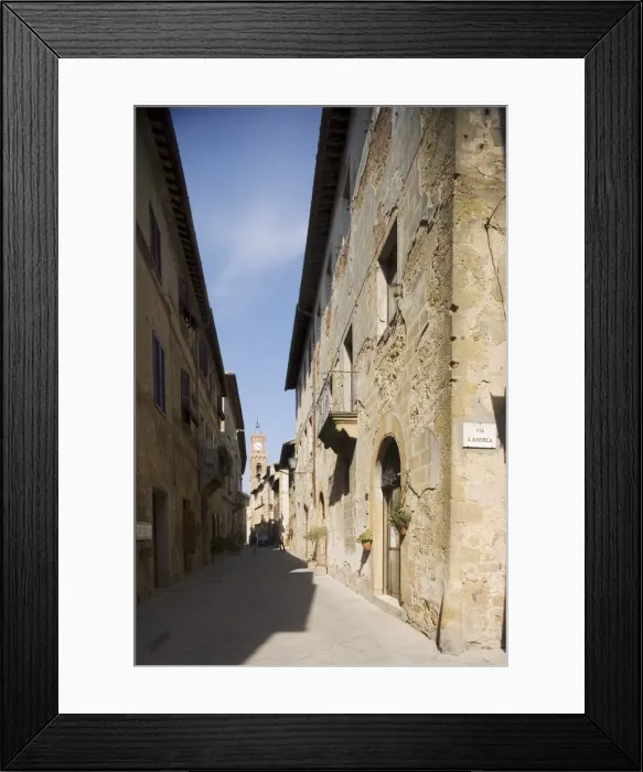 Framed Print : Pienza, Val D Orcia Framed Print : Pienza, Val D Orcia