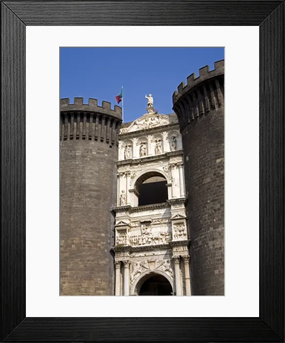Framed Print : Entrance to Nuovo Castle Framed Print : Entrance to Nuovo Castle
