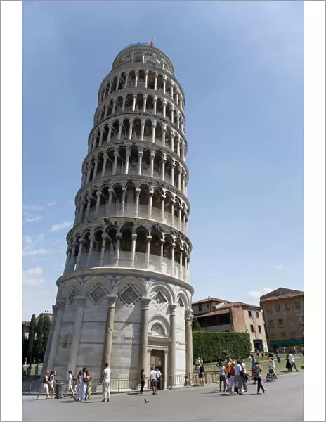 Tourists, Leaning Tower of Pisa