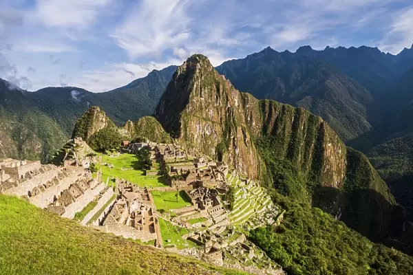 Machu Picchu Inca ruins and Huayna Picchu (Wayna Picchu), UNESCO World Heritage Site