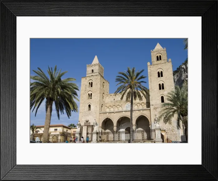 Framed Print : Cathedral, Piazza Duomo Framed Print : Cathedral, Piazza Duomo