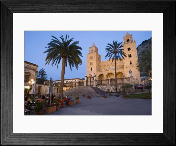 Framed Print : Cathedral, Piazza Duomo in the evening Framed Print : Cathedral, Piazza Duomo in the evening
