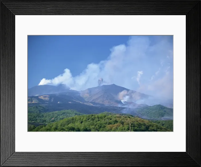 Framed Print : Eruptions at the Monti Calcarazzi fissure and the Piano Framed Print : Eruptions at the Monti Calcarazzi fissure and the Piano