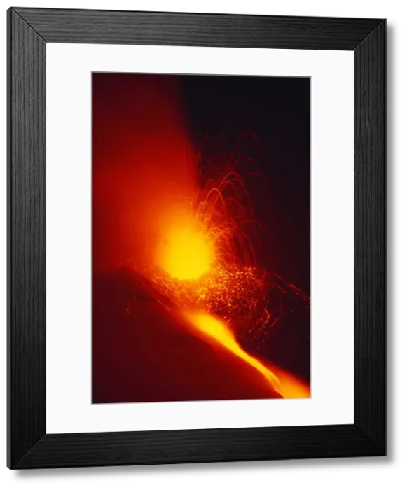 Framed Print : Eruption and lava flow from the Monti Calcarazzi fissure Framed Print : Eruption and lava flow from the Monti Calcarazzi fissure