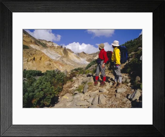Framed Print : Walkers, Daisetzusan National Park Framed Print : Walkers, Daisetzusan National Park