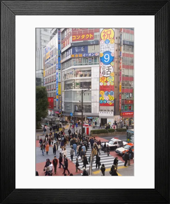 Framed Print : Busy intersection in Shibuya Framed Print : Busy intersection in Shibuya