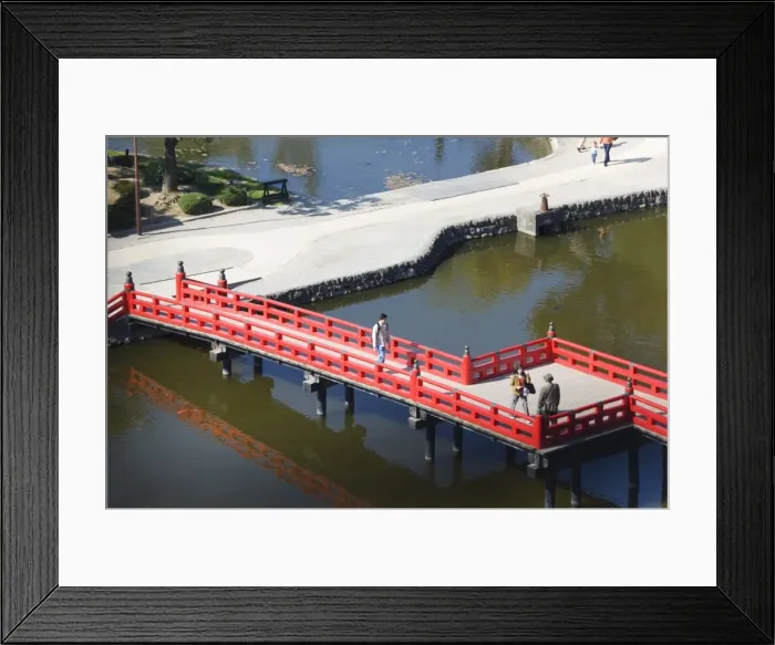 Framed Print : Bridge across to Matsumoto Castle (Crow Castle)