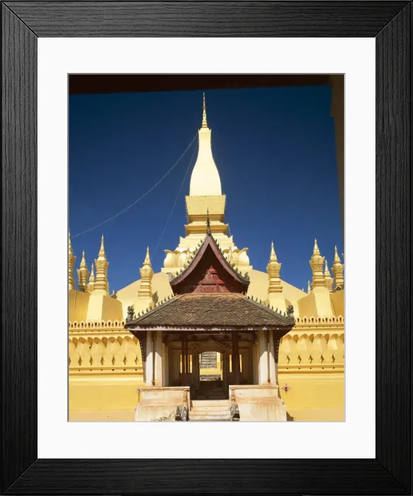 Framed Print : Exterior of the Pha That Luang (Golden Stupa) Framed Print : Exterior of the Pha That Luang (Golden Stupa)