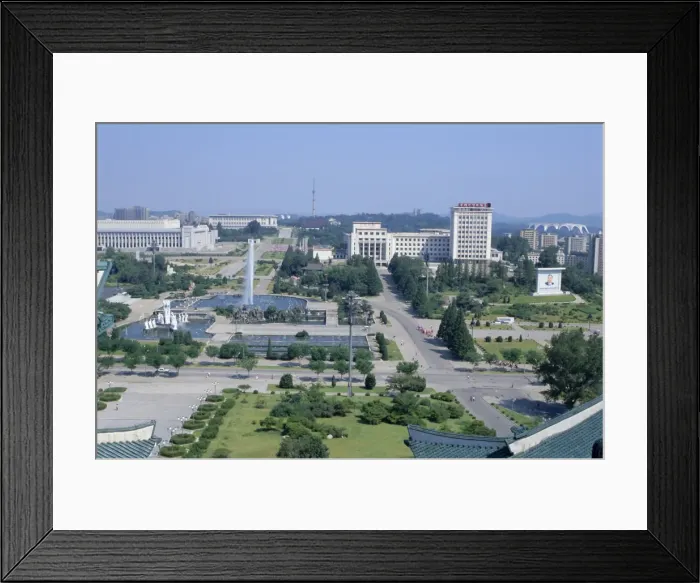 Framed Print : Formal gardens and park in planned city centre Framed Print : Formal gardens and park in planned city centre