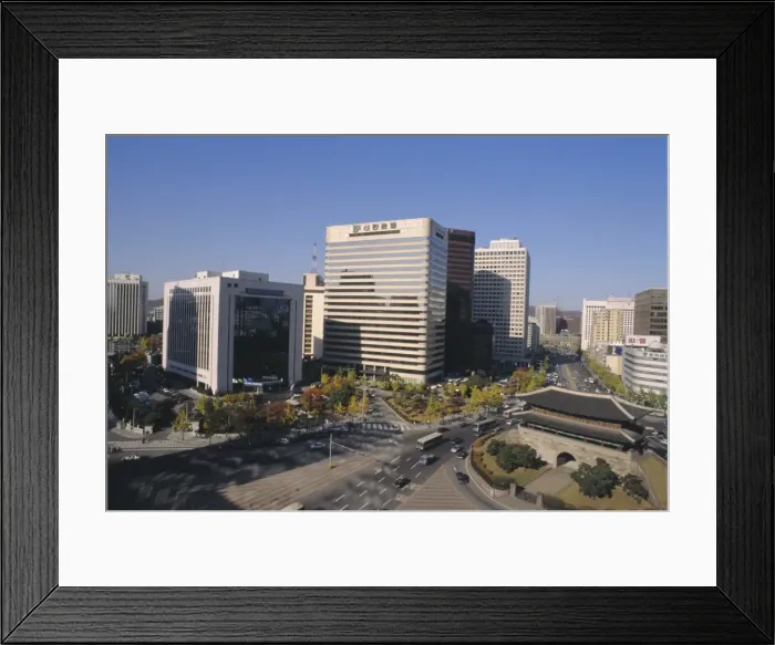 Framed Print : Namdaemun (South Gate) and city skyline Framed Print : Namdaemun (South Gate) and city skyline