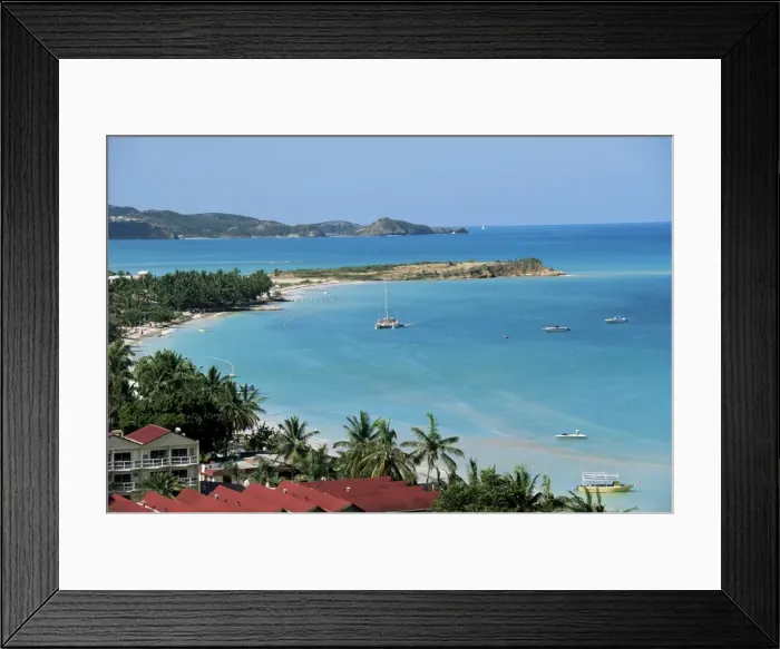 Framed Print : Dickenson Bay Framed Print : Dickenson Bay