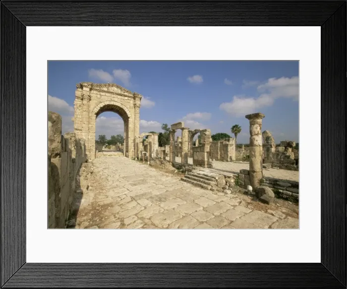 Framed Print : Roman triumphal arch and colonnaded street Framed Print : Roman triumphal arch and colonnaded street