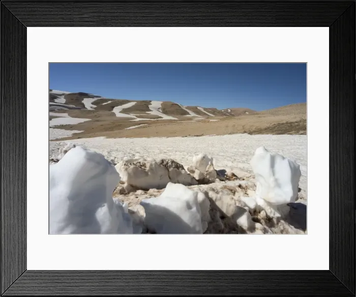 Framed Print : Snow capped mountains Framed Print : Snow capped mountains