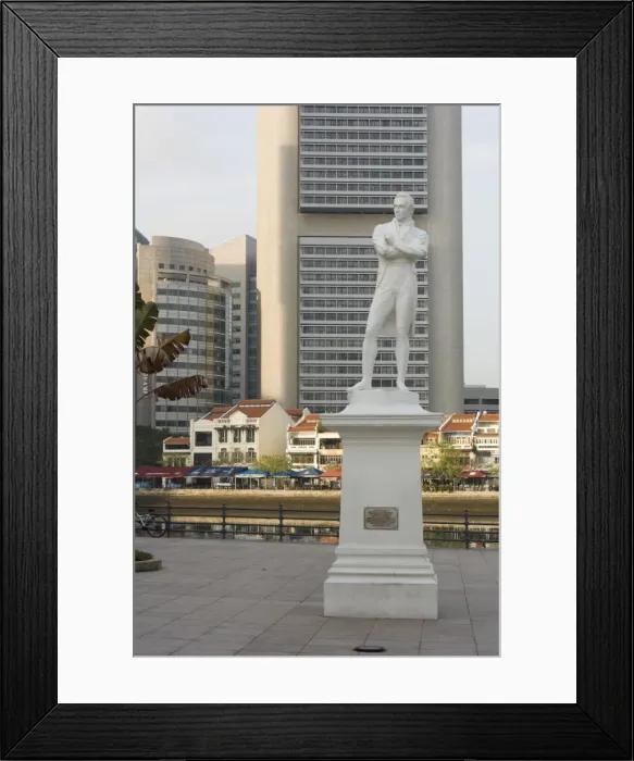 Framed Print : Statue of Sit Stamford Raffles at Raffles landing site Framed Print : Statue of Sit Stamford Raffles at Raffles landing site