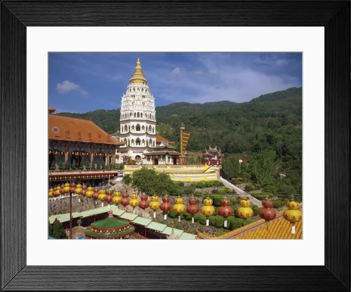 Framed Print : Lanterns and pagoda at the Kek Lok Si Temple in Penang Framed Print : Lanterns and pagoda at the Kek Lok Si Temple in Penang
