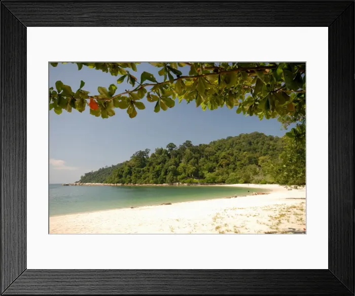 Framed Print : Coral Bay beach Framed Print : Coral Bay beach