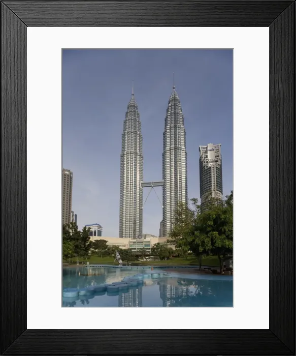 Framed Print : Petronas Towers Framed Print : Petronas Towers