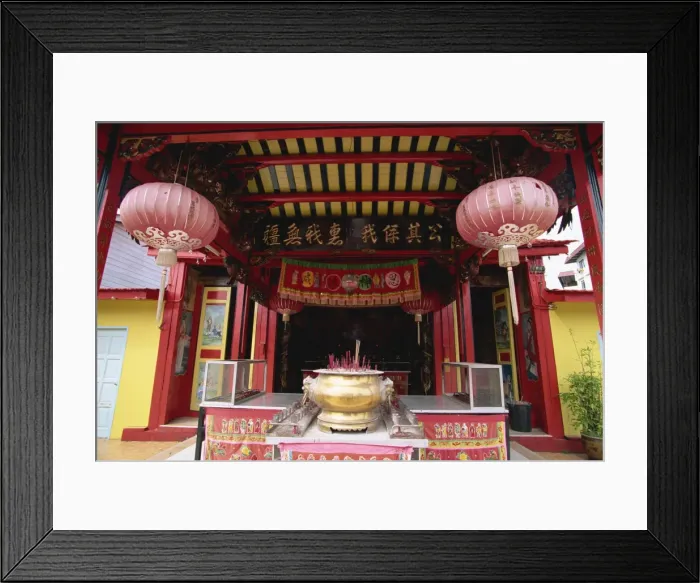 Framed Print : Interior of Chinese temple in Sibu Framed Print : Interior of Chinese temple in Sibu