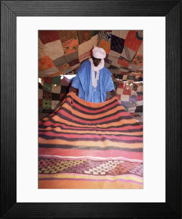 Framed Print : Tuareg, Southwest desert Framed Print : Tuareg, Southwest desert